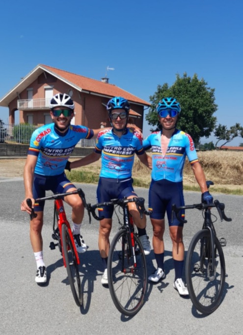 Ciclismo, Andrea Rovere vince il Trofeo Ballario a Cuneo