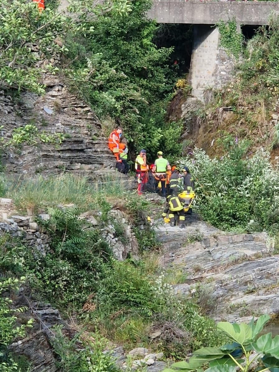 incidente mortale carpasio montalto ape torrente carpasina valle argentina_06