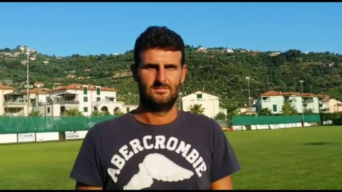 Luca Fiuzzi addio al calcio (dopo la prima di campionato) ma il Taggia lo promuove allenatore