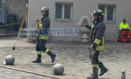 Vigili del fuoco salvano cagnolino dalle macerie della palazzina esplosa a Soldano