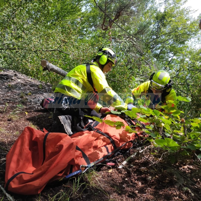 Cade nel dirupo a Molini di Triora: intubato e portato in codice rosso al Santa Corona