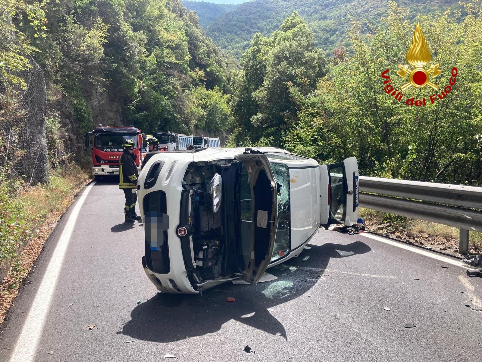 Incidente Valle Argentina Molini Andagna auto ribaltata strada provinciale 548