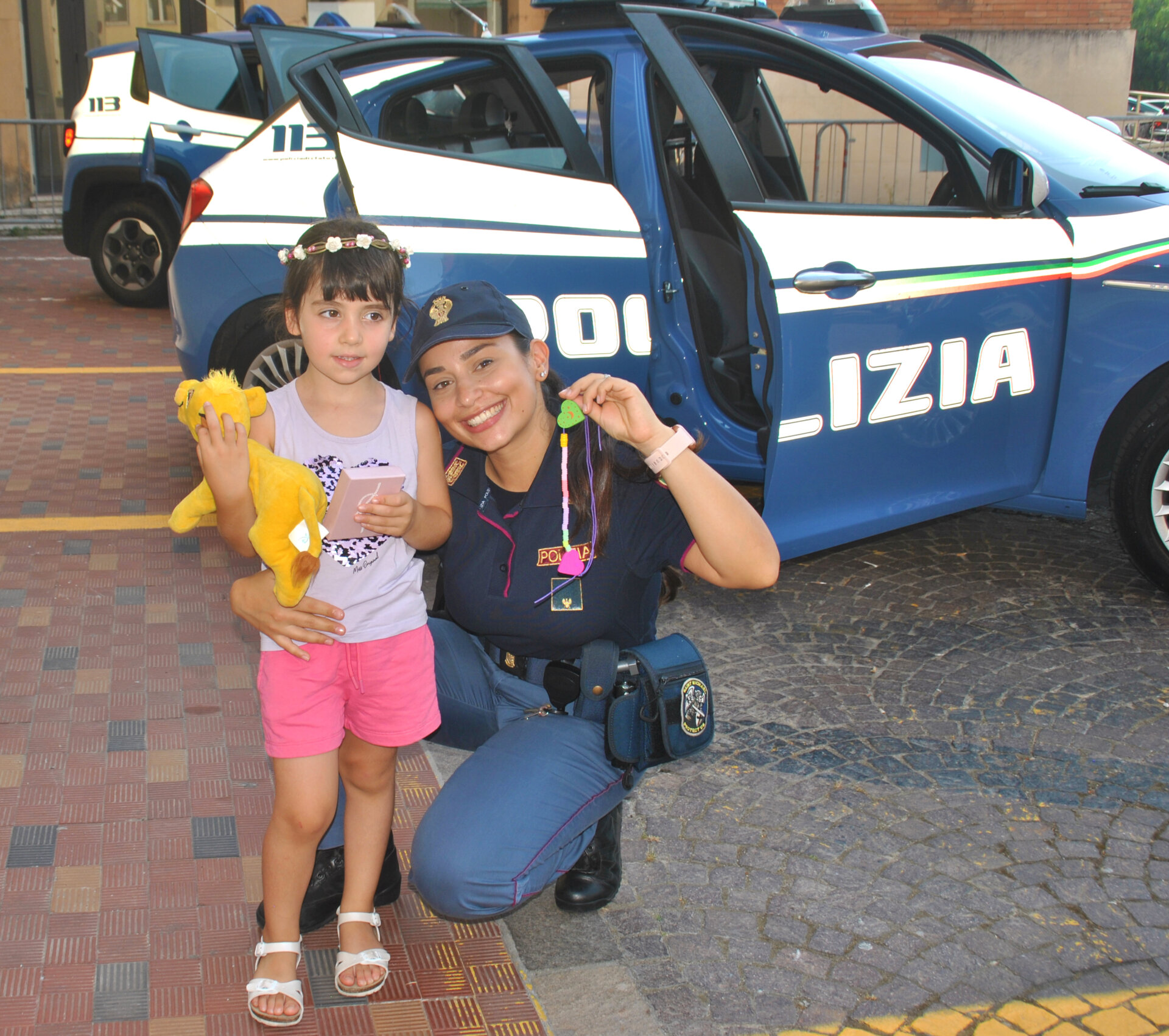 concorso coloriamo la polizia polizia di frontiera bambini studenti_28
