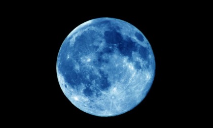 Giovedì ci sarà la super luna blu. Che cos'è e dove osservarla meglio
