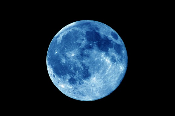 Giovedì ci sarà la super luna blu. Che cos’è e dove osservarla meglio