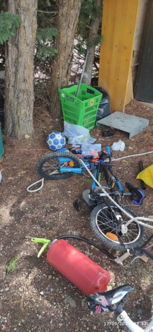 Atti vandalici e furto alla scuola di Mountain bike