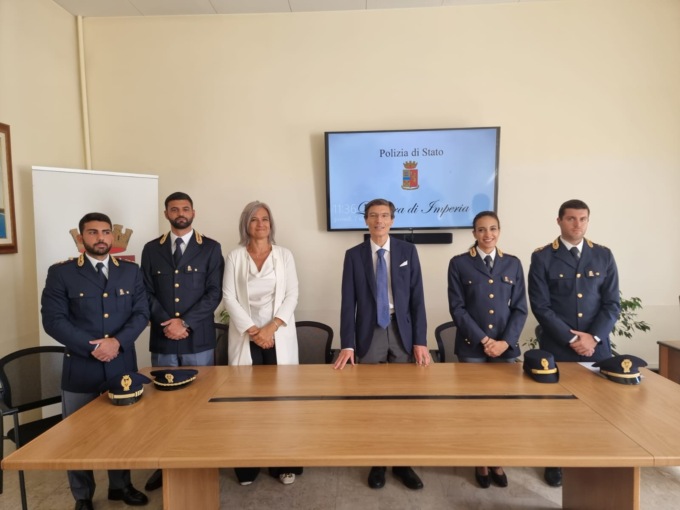 Presentati 4 nuovi commissari di polizia in Questura a Imperia