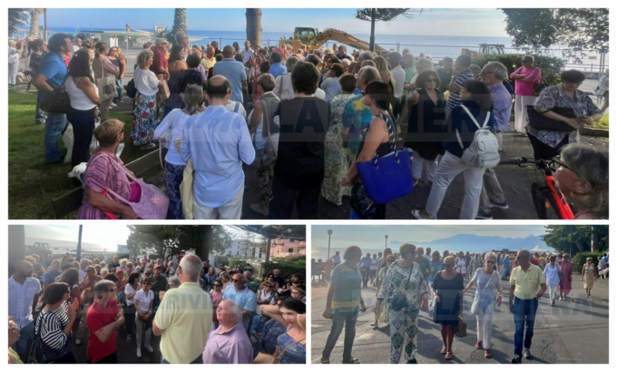 In 100 alla passeggiata di protesta contro il rifacimento del lungomare