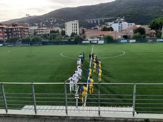 Imperia trionfa con un convincente 2-0 contro il Cairese