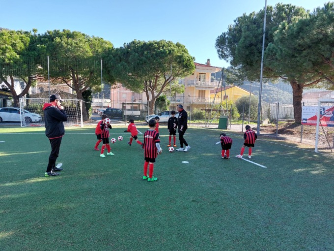 Polisportiva Vallecrosia Academy: accoglienza d’eccellenza per l’AC Milan