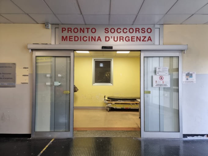 Trasferito al Santa Corona il 18enne ferito nella sparatoria di Ventimiglia