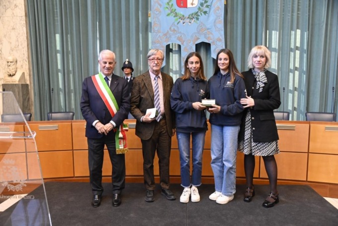 Consegnati i premi San Leonardo al Prof Coletti e alle veliste Correale e Vianzone