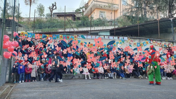Magia e solidarietà: la corale natalizia delle scuole Borgo Tinasso e Borgo Rodari