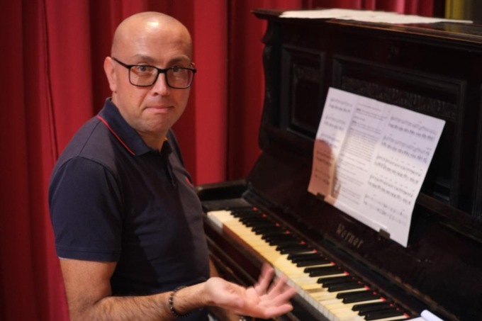 Un “furesto” nella Compagnia Stabile di Sanremo