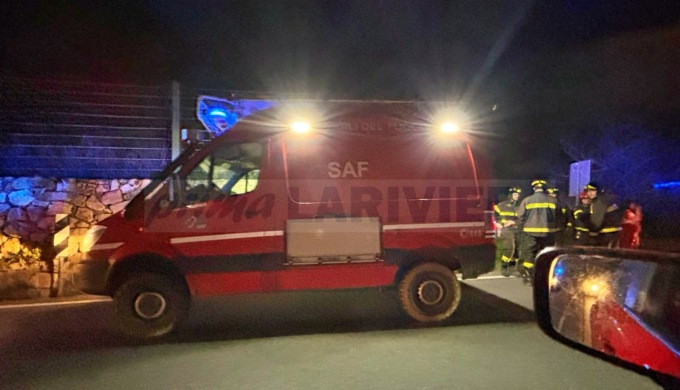 Trovato un cadavere sotto strada in un canale dopo il porto di Aregai