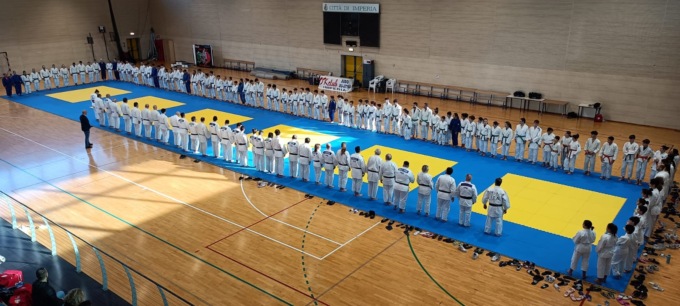 Grande successo all’OK Club di Imperia con Alice Bellandi