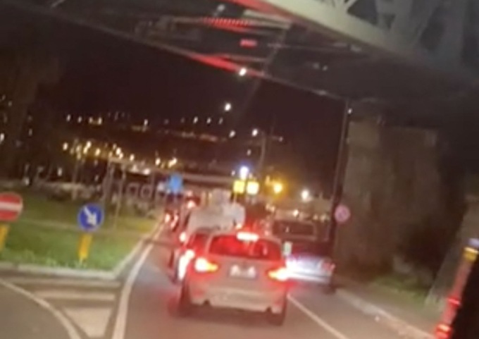 Controlli a tappeto dei francesi a Ponte San Ludovico, disagi per i frontalieri