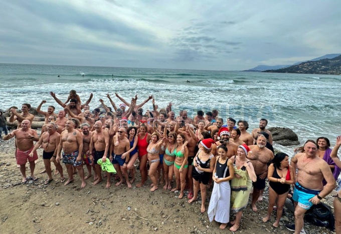 Oltre 80 i temerari del cimento invernale di Ventimiglia
