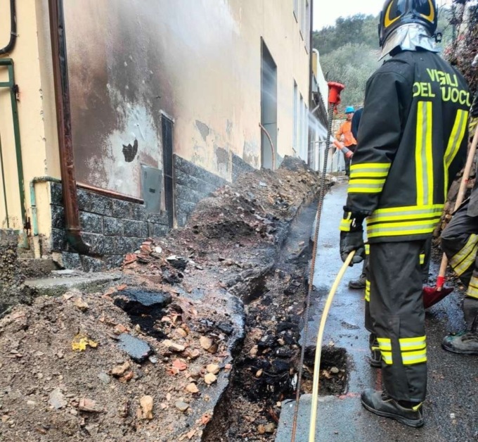 Fuga di gas con incendio a Castellaro, intervengono i vigili del fuoco