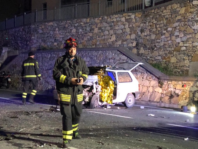 Scontro mortale sulla Statale 28
