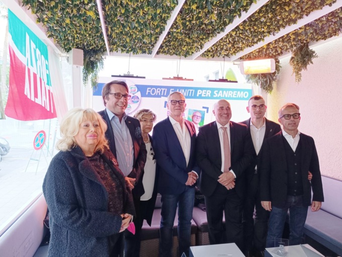 Rolando presenta la sua candidatura “Io l’unico di centro destra”