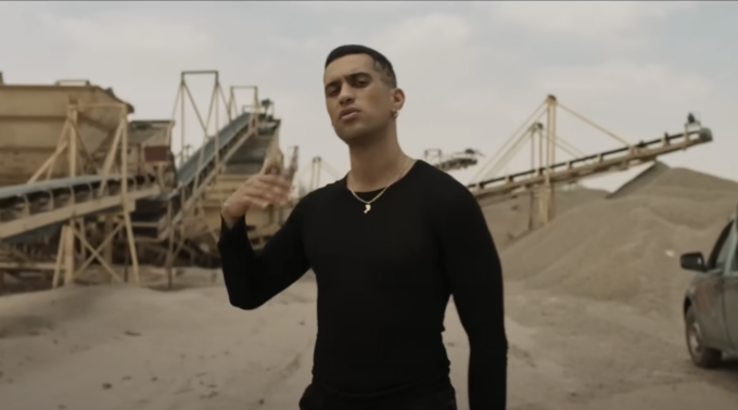 Barrio di Mahmood con la chitarra di Campagna “Il brano più ascoltato nella storia del pop”