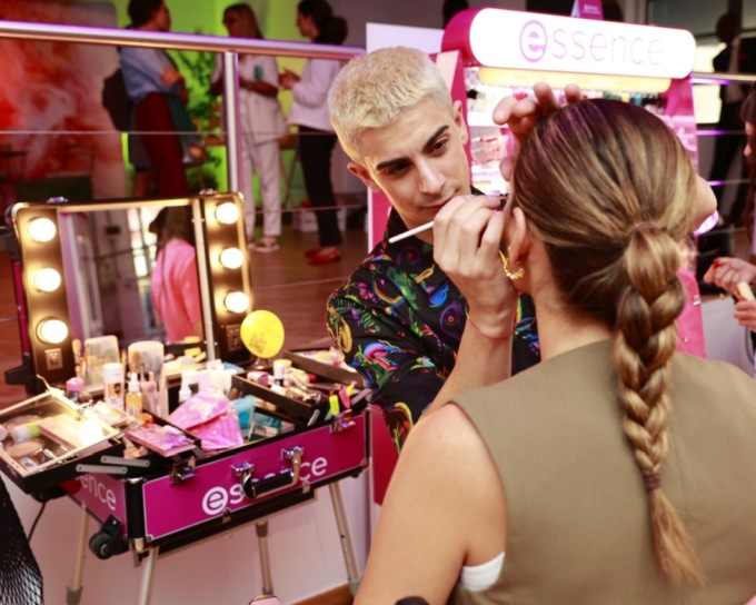 Make up experience con essence e Catrice a Sanremo