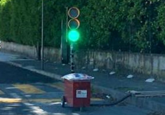 Via Roma, in arrivo un semaforo provvisorio