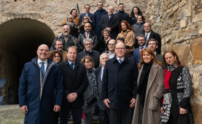 Il Principe Alberto di Monaco a Dolceacqua per la mostra “Un Château en fête”