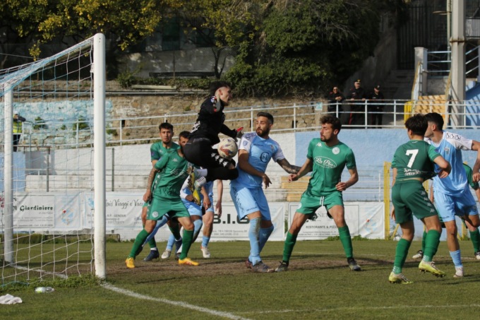 La Sanremese pareggia in casa con la Fezzanese