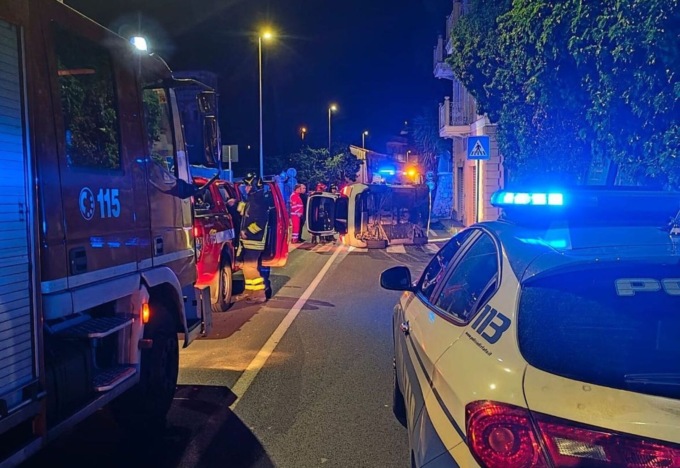 Soccorsi mobilitati a Ventimiglia per un’auto cappottata
