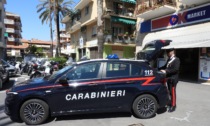Evade dai domiciliari per rapinare market: arrestato 43enne dai carabinieri