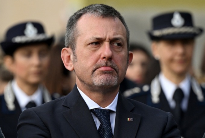 Sottosegretario Delmastro in visita al carcere di Sanremo