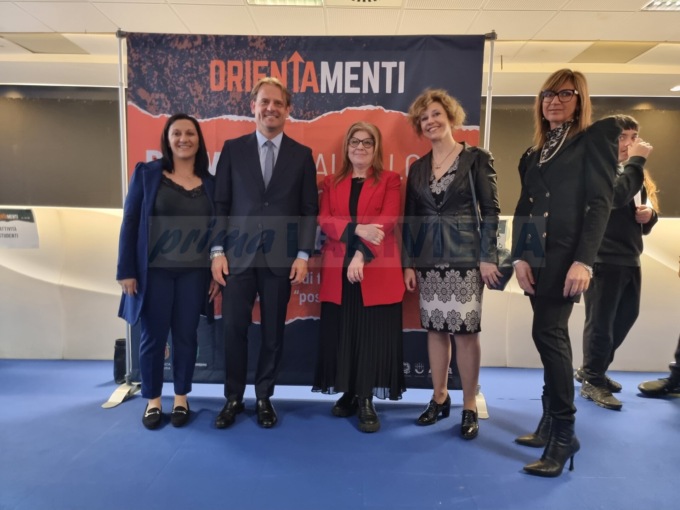 Scuola: 300 studenti all’inaugurazione del salone Orientamenti di Sanremo