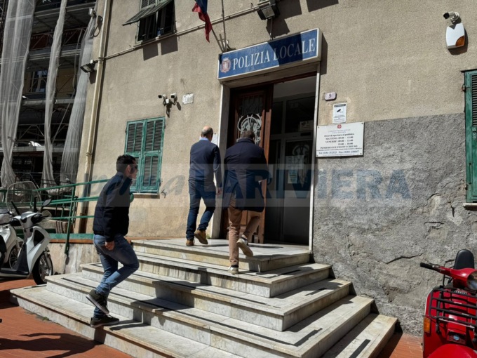 Di Muro: “Basta vigili con fischietto e paletta, ho chiesto impegno da vera e propria polizia”