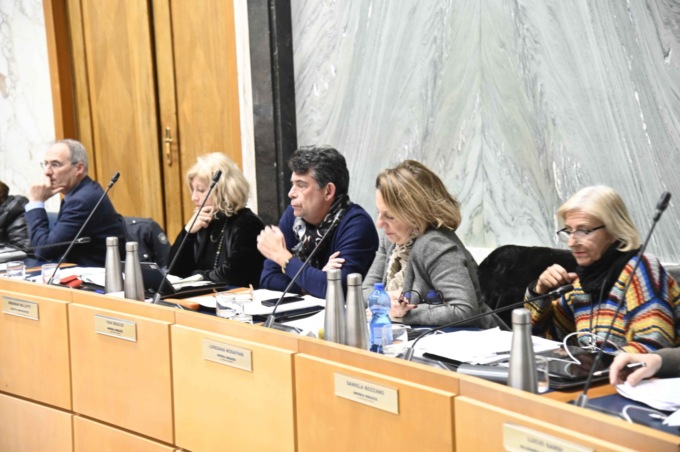 Il Pd attacca Scajola: “Imprese finanziarie con tagli, multe e prelievi con destrezza”