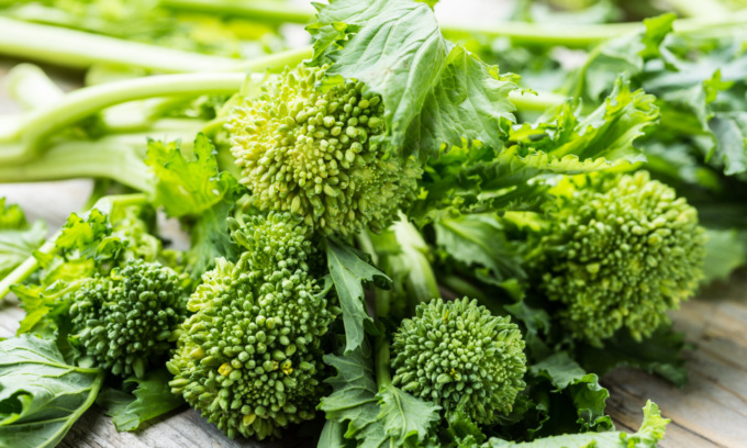 In regalo con La Riviera le cime di rapa