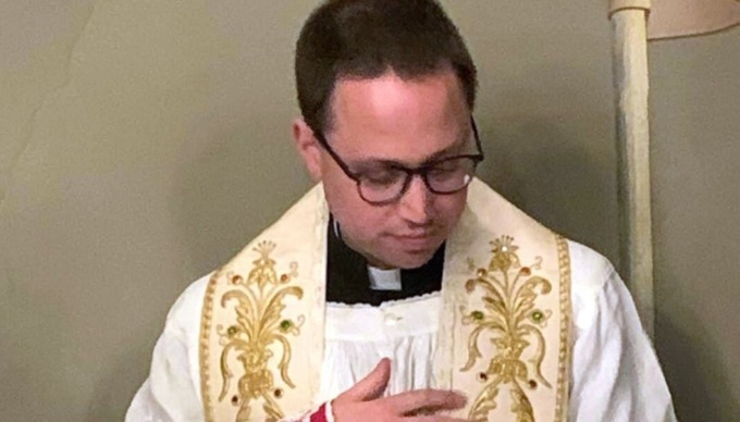 Passaggio di testimone tra Don Filippo e Don Florin a Coldirodi