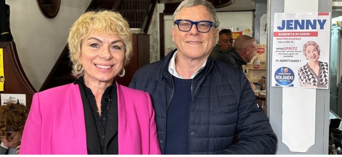 Gianni Rolando in Via Pietro Agosti presenta la candidata Roberta Di Luzio
