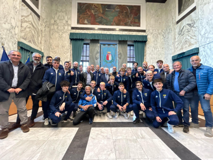 I campioni dell’Imperia Calcio ricevuti a Palazzo Civico dal sindaco Claudio Scajola