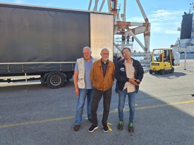 Agea dona generi alimentari all’associazione San Vincenzo e a Caritas