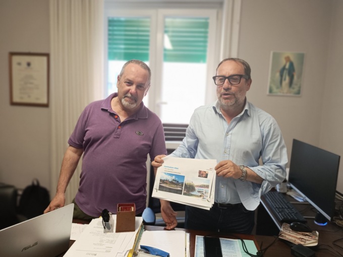 Progettiamo il futuro all’attacco: «Sono almeno 80 le pratiche firmate dallo studio di Conio»