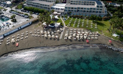 Una spiaggia per gli amici a 4 zampe agli Aregai