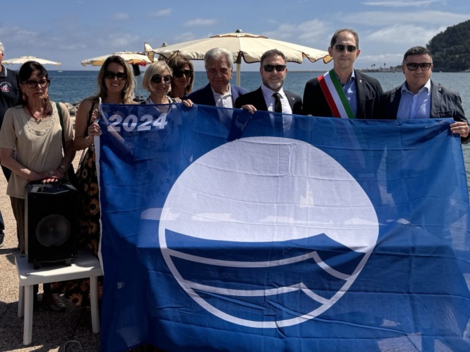 Consegnata la Bandiera Blu a Diano Marina