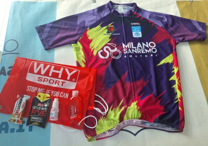 Seicento concorrenti alla 53ª edizione della ciclosportiva Milano-Sanremo