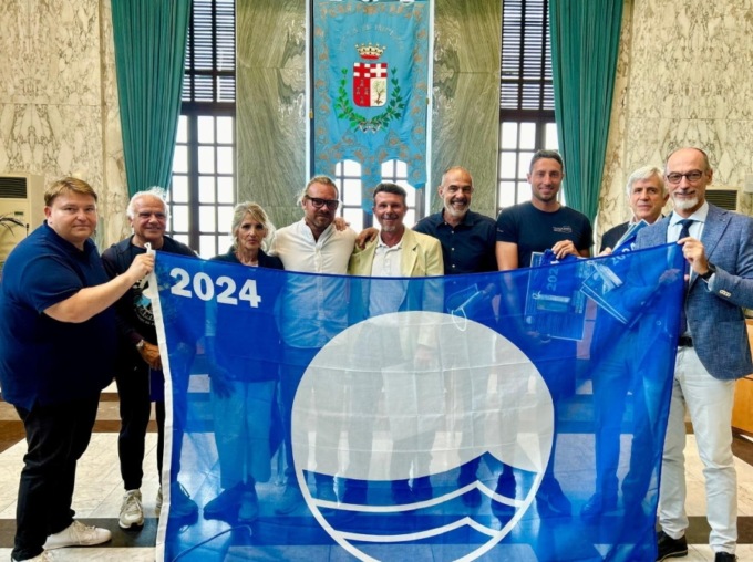 Consegnata la Bandiera Blu agli stabilimenti balneari