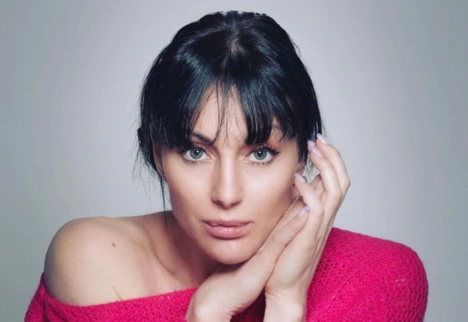 Katia, la psicologa e influencer imperiese sul red carpet a Cannes