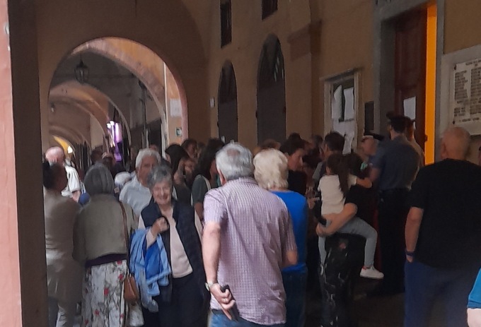 “Ci hanno vietato di fare una assemblea pubblica in comune”. La protesta dei cittadini pievesi
