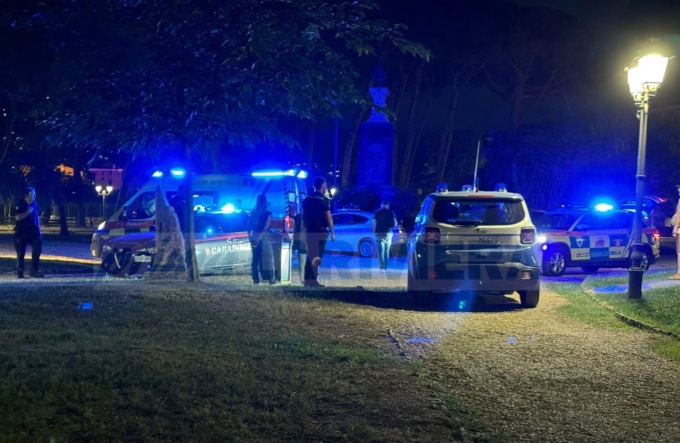 Non c’è posto al Cpr: libero dopo rapina, tunisino dà in escandescenze ai giardini