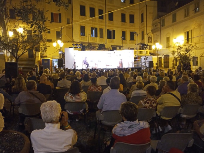 Teatro dialettale: il 7 settembre l’ultima serata della rassegna ‘Nini Sappia’